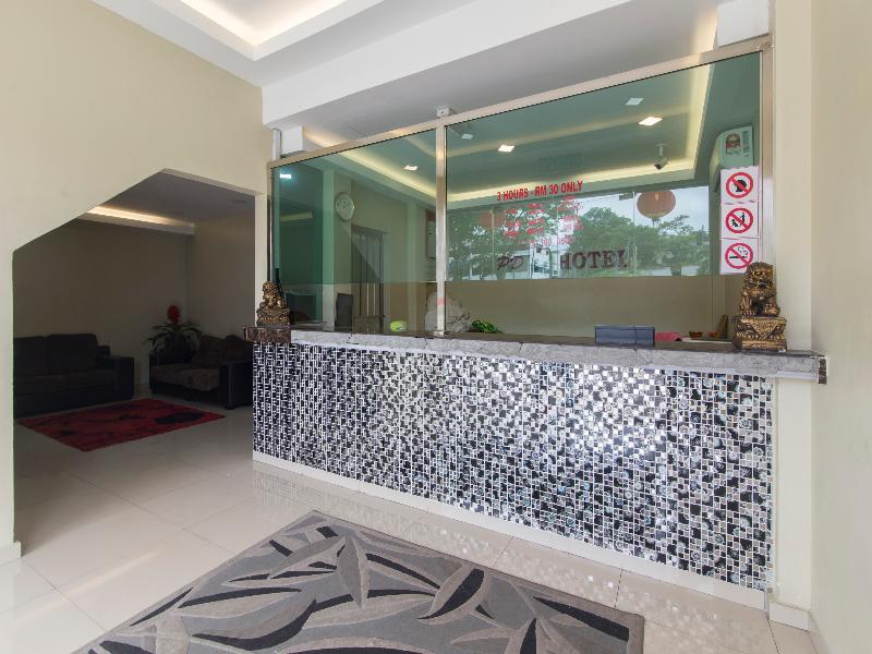Oyo 1136 Pd Star Hotel Port Dickson Exterior photo